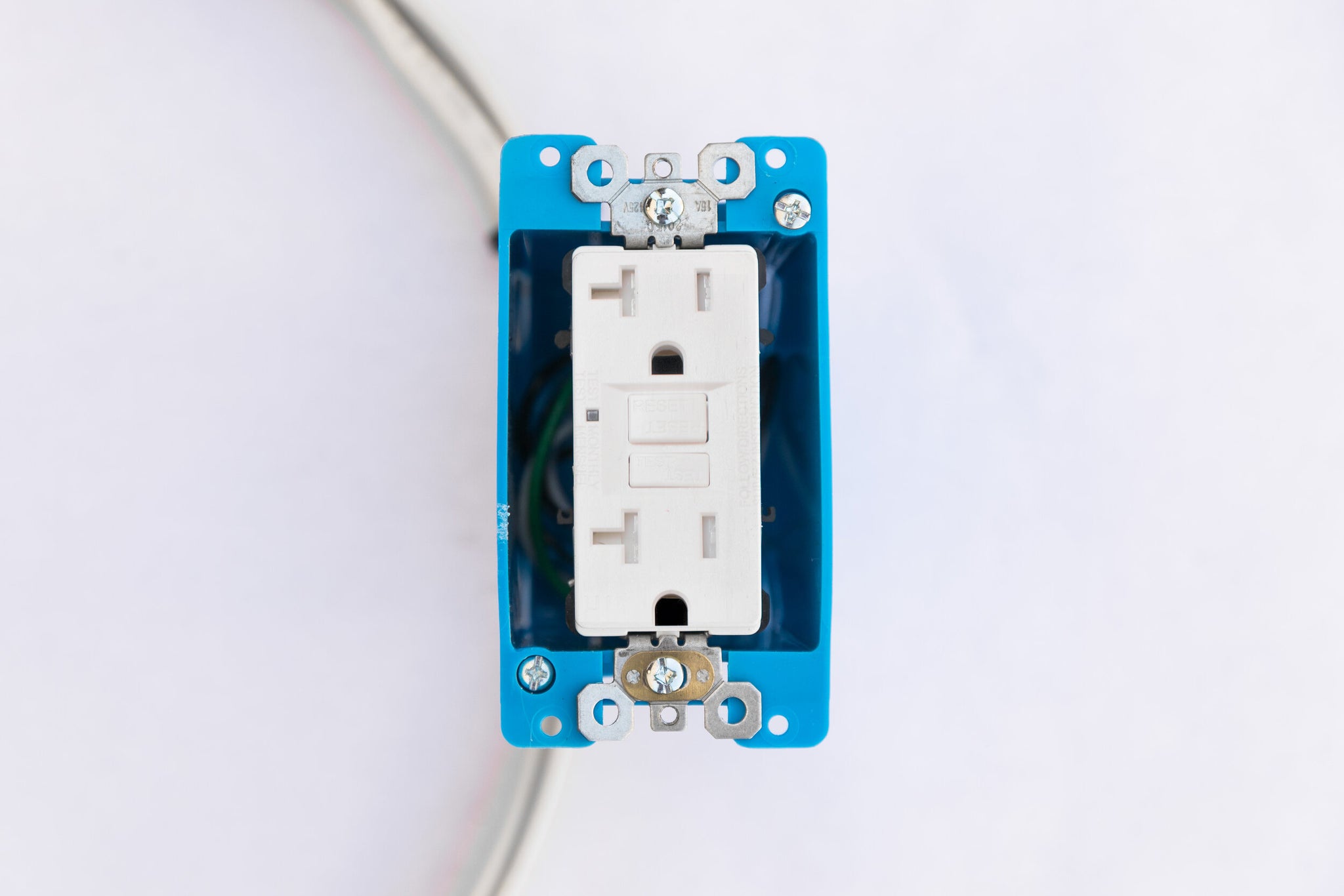 GFCI 20A Receptacle Installation Kit