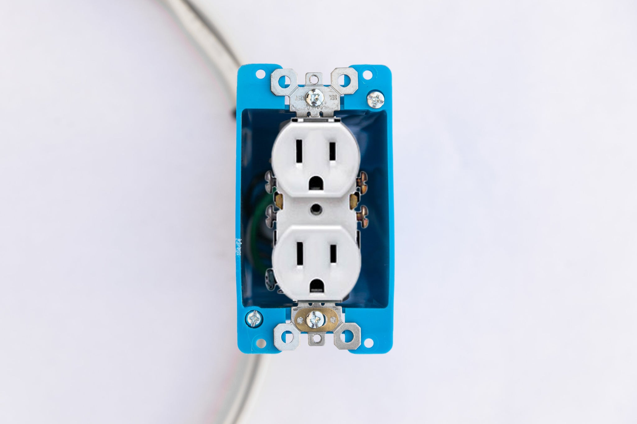 Standard 20A Receptacle Installation Kit